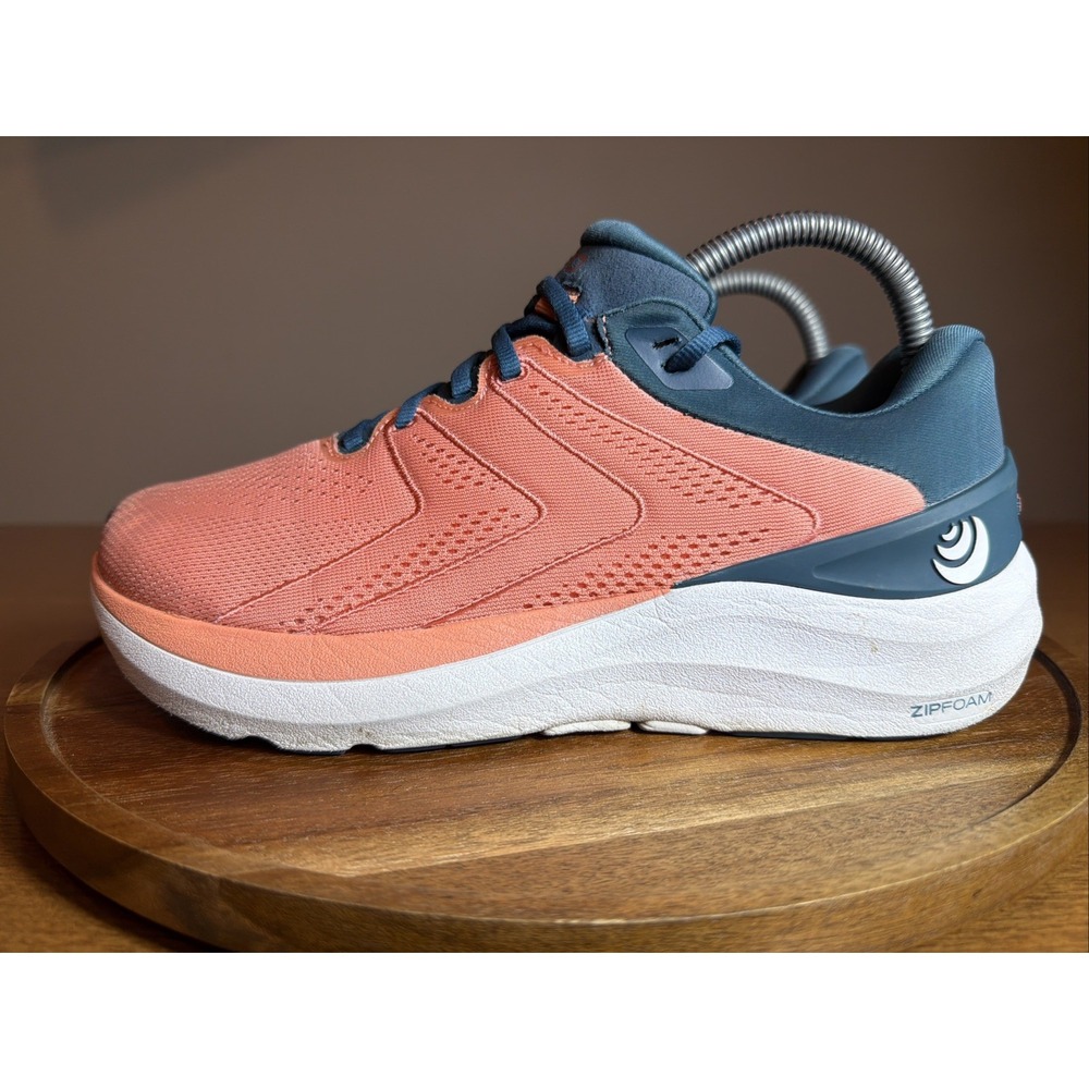 Topo Athletic Phantom 2 Shoes Womens 8 Rose Pink Navy Running Sneakers